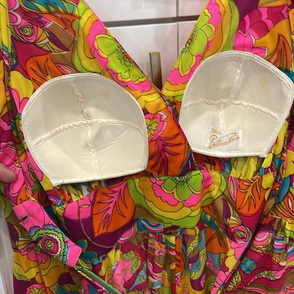 Vintage 1960s/1970s Styled by Beatrice Pines Floral Jumpsuit - Picture 14 of 15